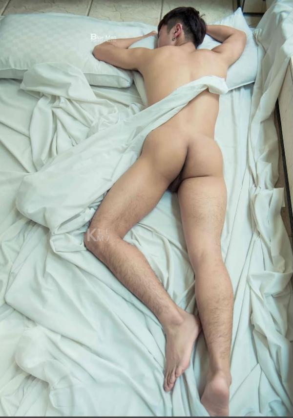 Whoseman-8-花漾文青男孩-許禾